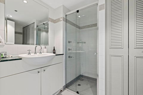 Astra Apartments Chatswood - Tourism Caloundra 1