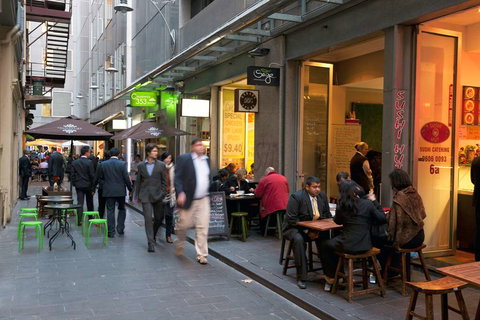 Causeway 353 Hotel - Tourism Caloundra 1