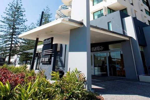 Mantra Broadbeach on the Park - Tourism Caloundra 0