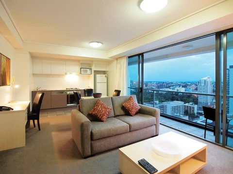 Oaks Felix - Tourism Caloundra 1