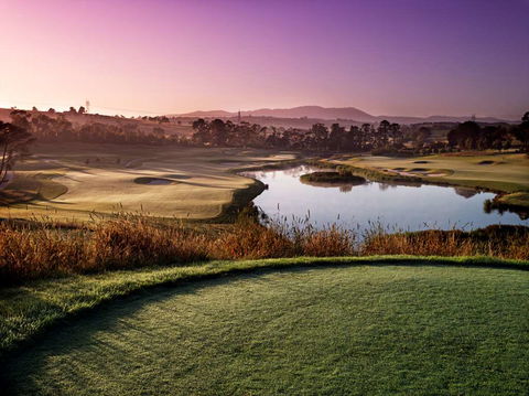 Yarra Valley Lodge - Tourism Caloundra 0
