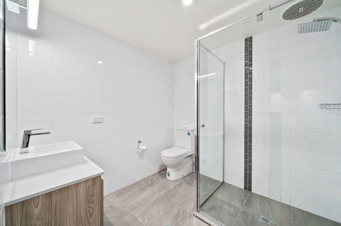 Peppermill Inn - Tourism Caloundra 2