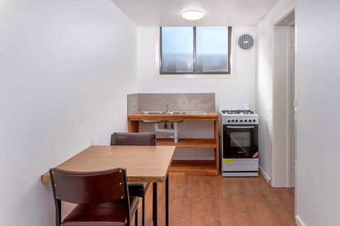 Econo Lodge Lilydale - Tourism Caloundra 1