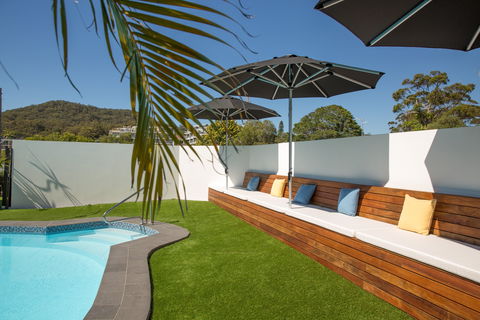 Hotel Nelson - Tourism Caloundra 1