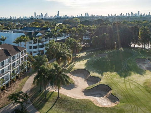 Mercure Gold Coast Resort - Tourism Caloundra 0