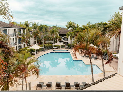Mercure Gold Coast Resort - Tourism Caloundra 2