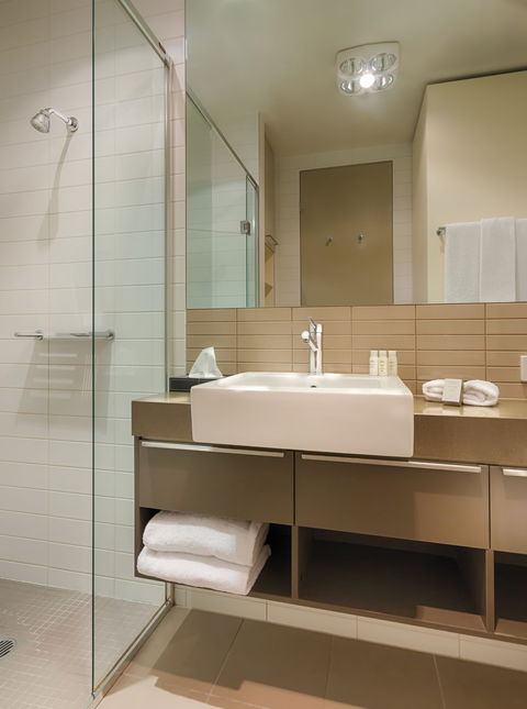 Caroline Serviced Apartments - Tourism Caloundra 2