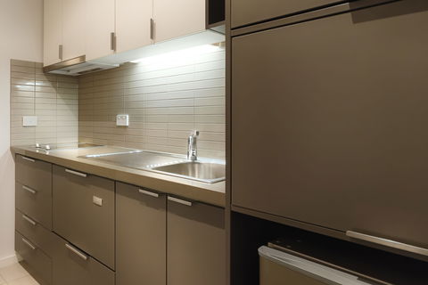 Caroline Serviced Apartments - Tourism Caloundra 7