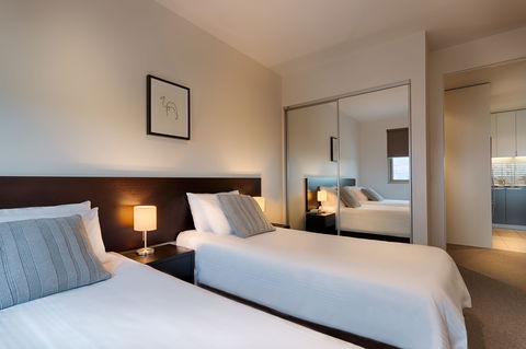 Caroline Serviced Apartments - Tourism Caloundra 10