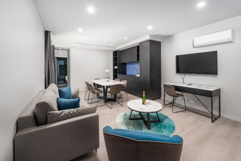 Oros Plus Hotel - Tourism Caloundra 13