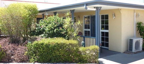 Outback Motel - Tourism Caloundra 2