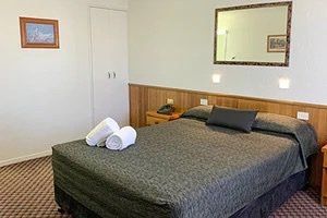 Outback Motel - Tourism Caloundra 4