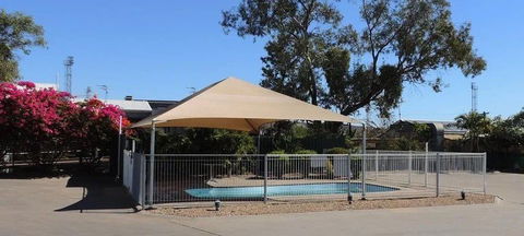 Outback Motel - Tourism Caloundra 15