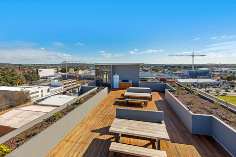 Astra Apartments Newcastle - Tourism Caloundra 1