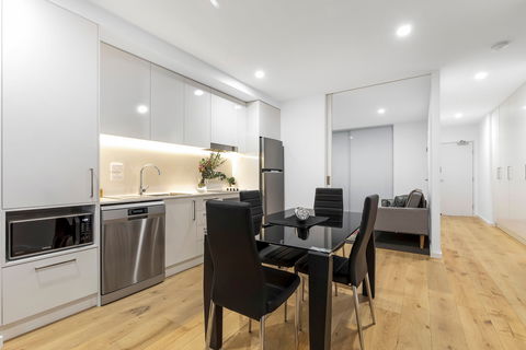 Astra Apartments Newcastle - Tourism Caloundra 2