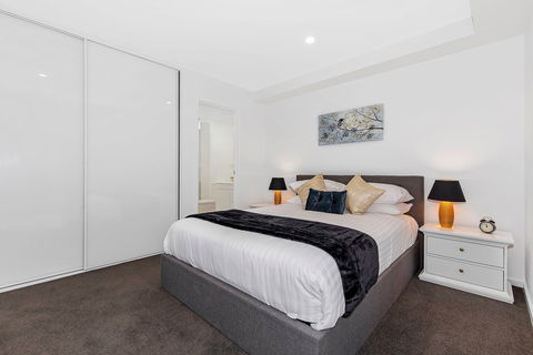 Astra Apartments Newcastle - Tourism Caloundra 4