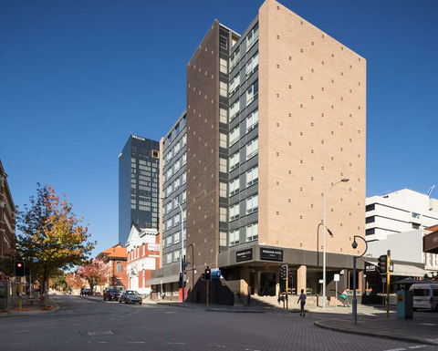 Pensione Hotel Perth - Tourism Caloundra 0