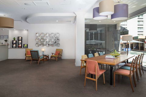 Pensione Hotel Perth - Tourism Caloundra 6