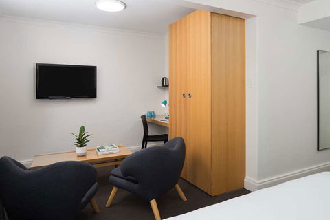 Pensione Hotel Perth - Tourism Caloundra 9
