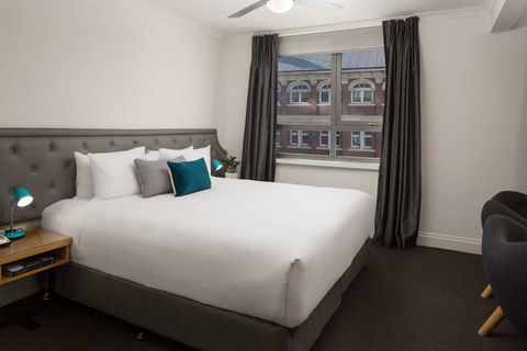 Pensione Hotel Perth - Tourism Caloundra 10
