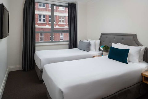 Pensione Hotel Perth - Tourism Caloundra 11