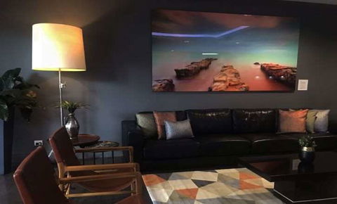 H on Smith Hotel - Tourism Caloundra 2