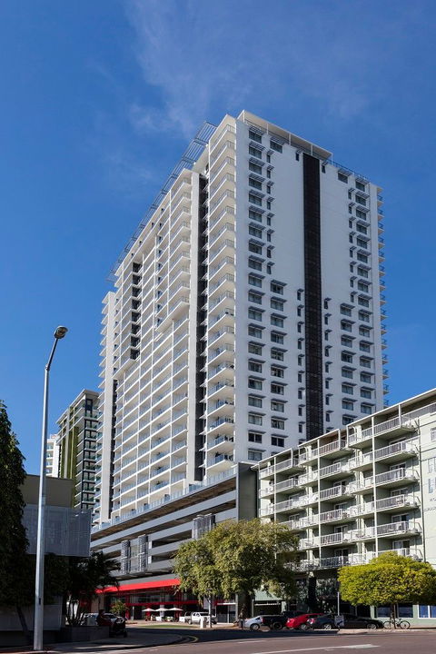 Oaks Elan Darwin - Tourism Caloundra 0