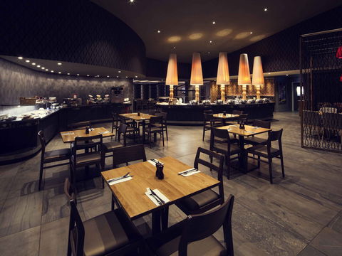 Mantra Gladstone - Tourism Caloundra 12