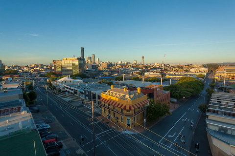 Direct Hotels - Pavilion On Brookes - Tourism Caloundra 1