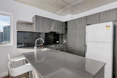 Direct Hotels - Pavilion On Brookes - Tourism Caloundra 2