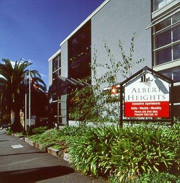Albert Heights Service Apts - Tourism Caloundra 0