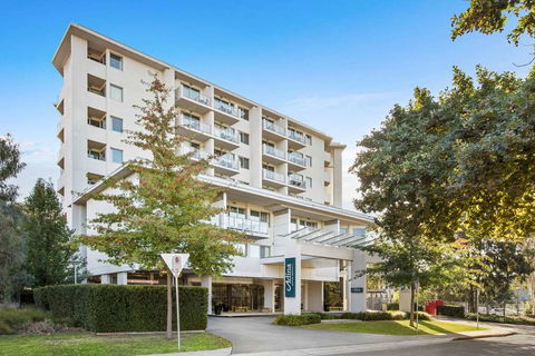 Adina Serviced Apts Canberra Dickson - Tourism Caloundra 2