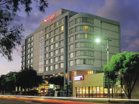 Mercure Hotel Parramatta - Tourism Caloundra 0