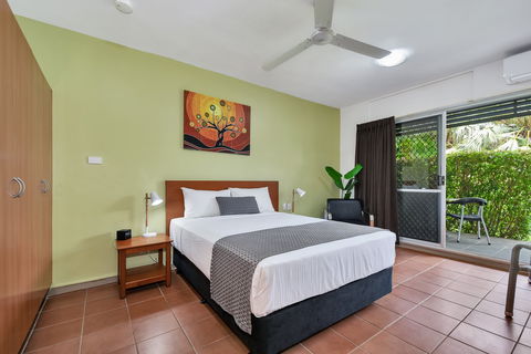 Vitina Studio Motel - Tourism Caloundra 1