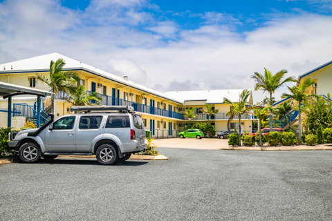 Mackay Seabreeze Apartments - Tourism Caloundra 0