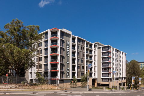 Meriton Suites North Ryde - Tourism Caloundra 1