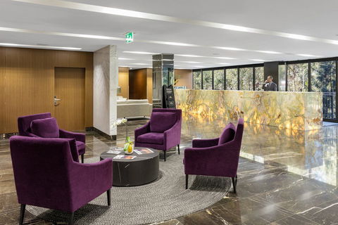 Meriton Suites North Ryde - Tourism Caloundra 2