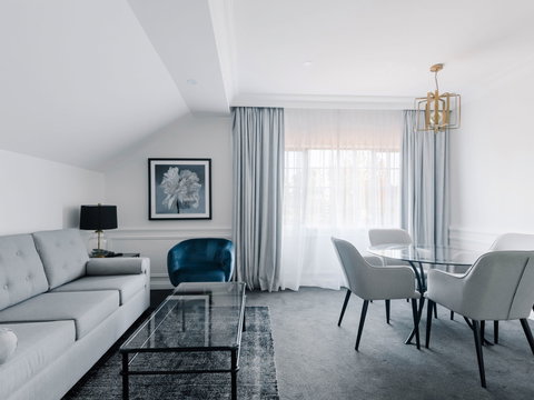 Grand Mercure The Hills Lodge - Tourism Caloundra 1