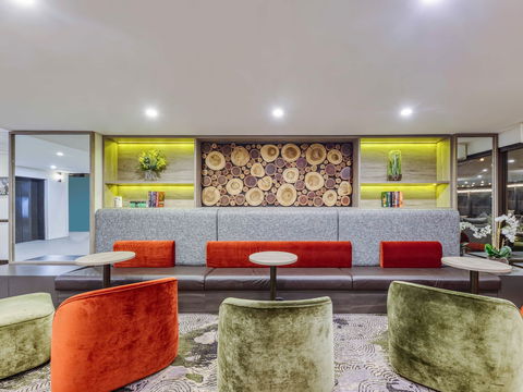 Mercure Penrith - Tourism Caloundra 1