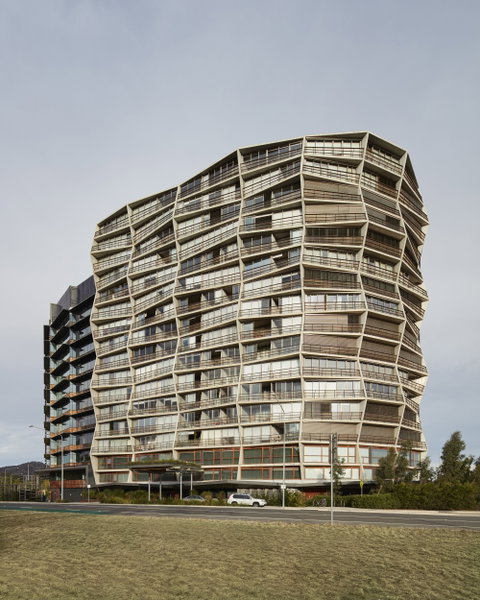 Ovolo Nishi - Tourism Caloundra 0