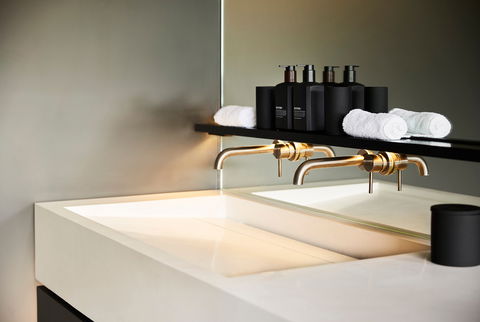 Jackalope Hotel - Tourism Caloundra 1