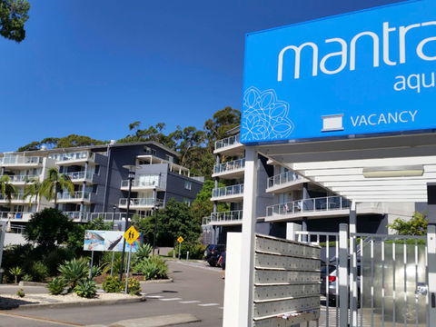 Mantra Nelson Bay - Tourism Caloundra 1