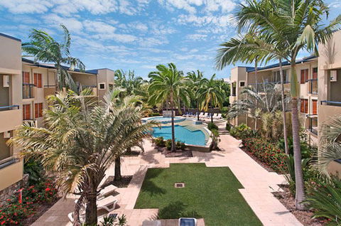 Montpellier Boutique Resort - Tourism Caloundra 0