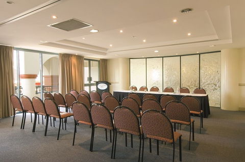 Oaks Calypso Plaza Resort - Tourism Caloundra 4