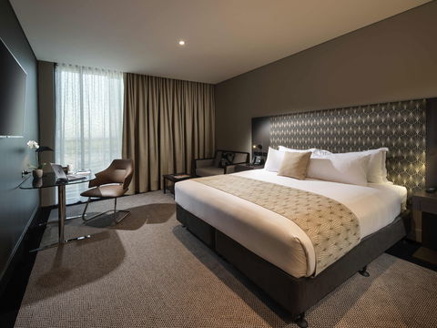 Pullman Brisbane Airport Hotel - Tourism Caloundra 7