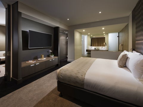 Pullman Brisbane Airport Hotel - Tourism Caloundra 9