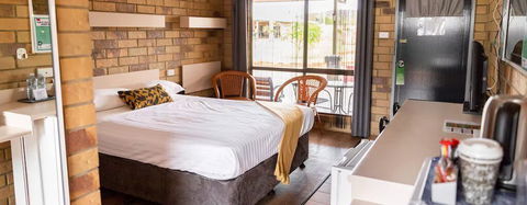 Abacus Motel Mount Isa - Tourism Caloundra 4