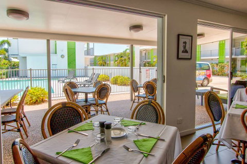 Mackay Oceanside Central Hotel - Tourism Caloundra 9