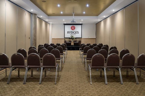 Rydges Mackay Suites - Tourism Caloundra 4