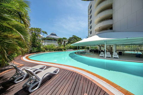 Hilton Cairns - Tourism Caloundra 8